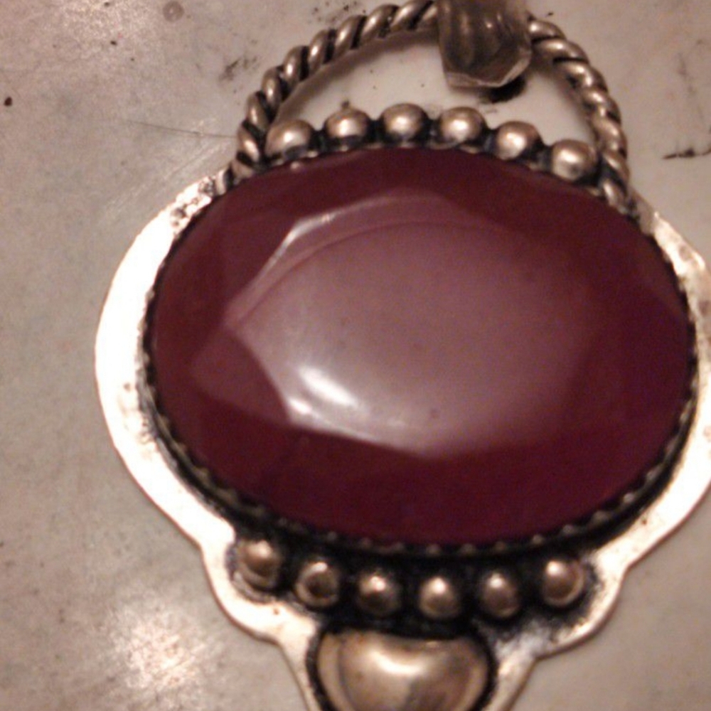 Set Of Giant Natural Ruby With Garnet Small Stone… - image 2